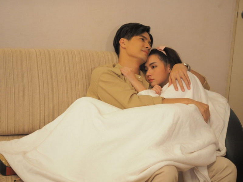 Chồng đi công tác liên miên, sợ anh có bồ tôi cho uống cao trăn, giờ về anh  không muốn gần vợ